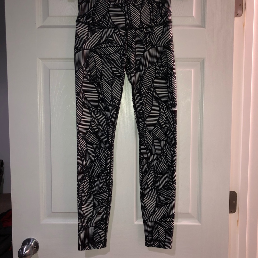 Lululemon wunder under leggings